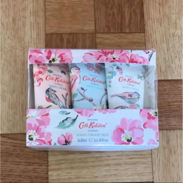 Cath Kidston(キャスキッドソン)のキャスキッドソン ハンドクリーム コスメ/美容のボディケア(ハンドクリーム)の商品写真