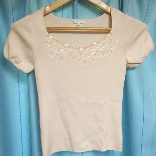 トゥービーシック(TO BE CHIC)の【最終値下げ】未使用品 トゥービーシック パフスリーブ ビーズ刺繍 トップス(カットソー(半袖/袖なし))