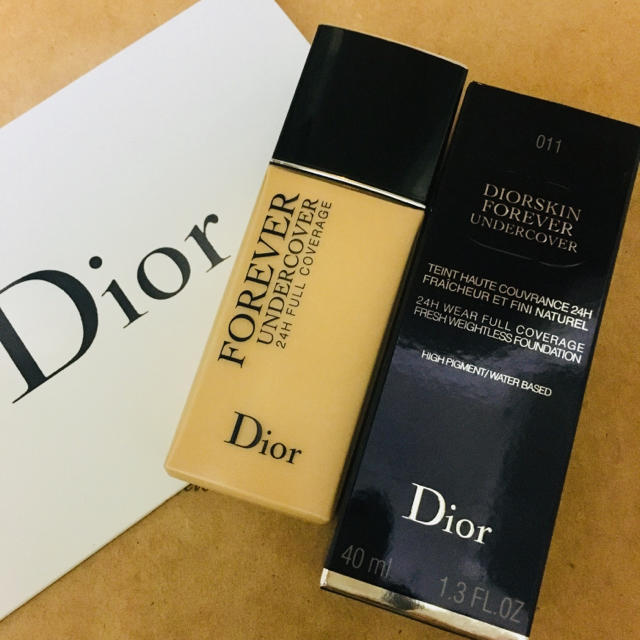 Dior(ディオール)の【Dior】アンダーカバーファンデーション 011 コスメ/美容のベースメイク/化粧品(ファンデーション)の商品写真