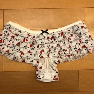 ハニーデュー(Honeydew)のHoneydew スカル柄ショーツ  パンツ(ショーツ)