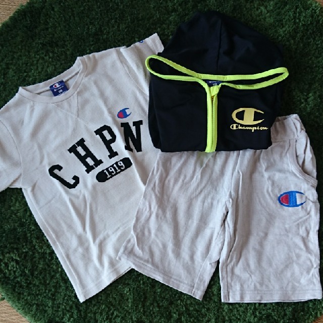 Champion(チャンピオン)のChampionまとめ売り☆チャンピオン☆ジャージ キッズ/ベビー/マタニティのキッズ服男の子用(90cm~)(Tシャツ/カットソー)の商品写真