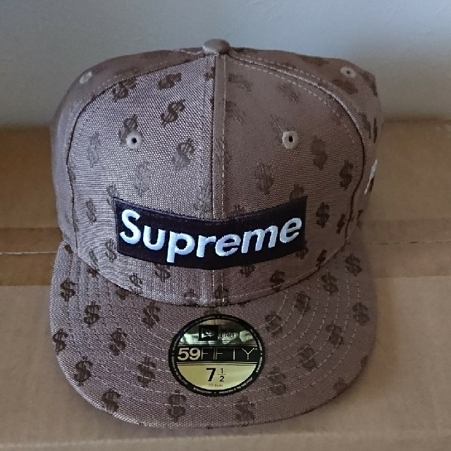 Supreme(シュプリーム)のMonogram Box Logo New Era(Supreme) メンズの帽子(キャップ)の商品写真