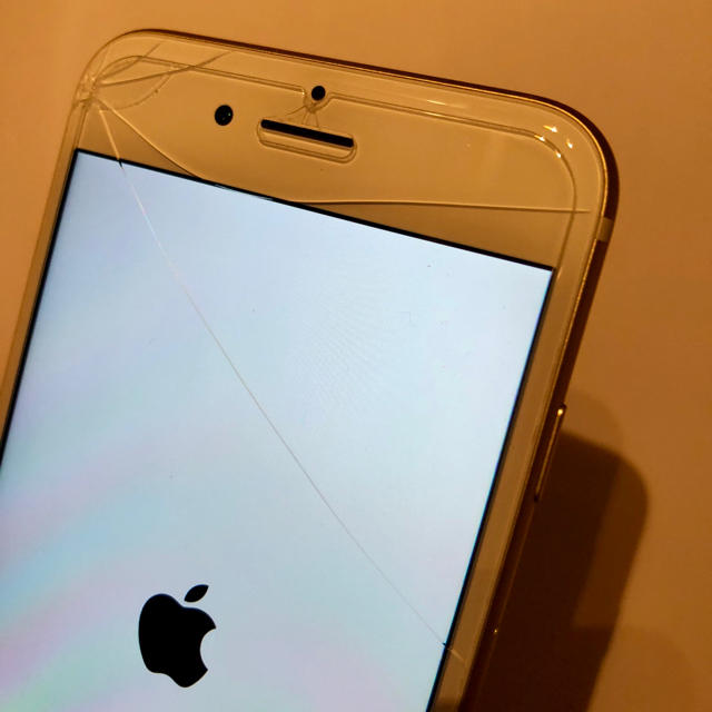 iPhone - iPhone 7 Gold 256GB SIMフリー 画面割れ ジャンク品