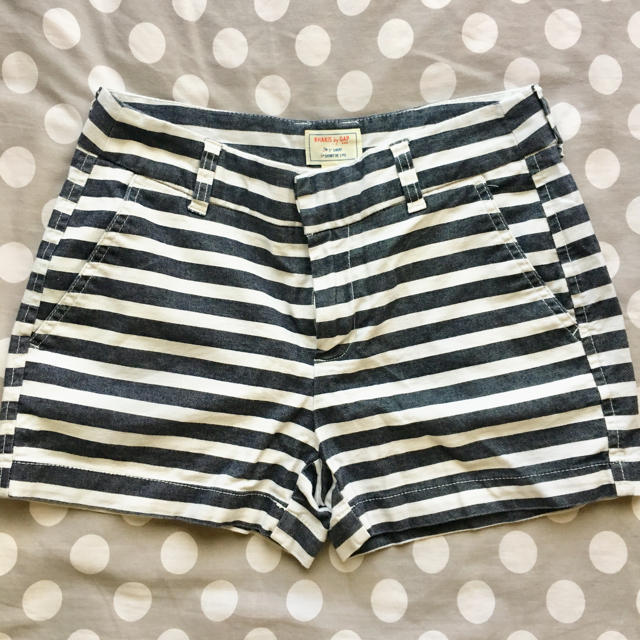 GAP(ギャップ)の美品！ GAP ショートパンツ 短パン ストライプ デニム ギャップ  61 レディースのパンツ(ショートパンツ)の商品写真