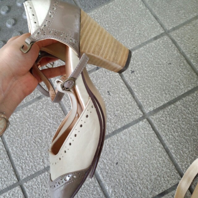 バイカラーTストラップパンプス♡ レディースの靴/シューズ(ハイヒール/パンプス)の商品写真