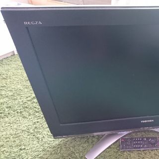 トウシバ(東芝)の東芝 REGZA 32インチ(テレビ)