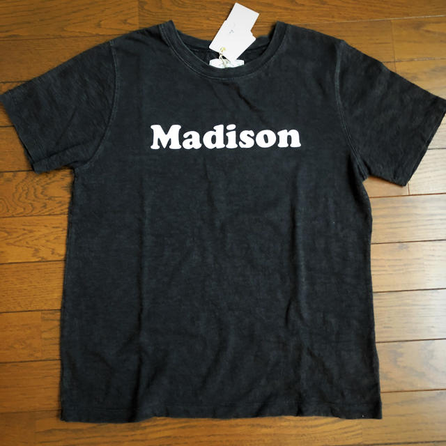 Ungrid(アングリッド)のungrid MadisonロゴTシャツ black  Ｍ レディースのトップス(Tシャツ(半袖/袖なし))の商品写真