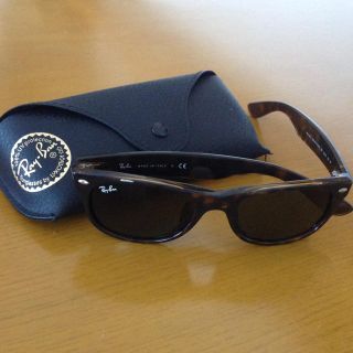 レイバン(Ray-Ban)のRayBan New WayFarer RB2132F 90252 国内正規商品(サングラス/メガネ)