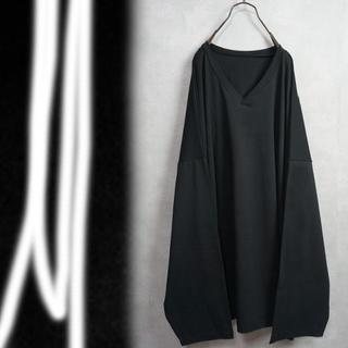 モード 黒 Vネック 超ビックロンT(Tシャツ/カットソー(七分/長袖))
