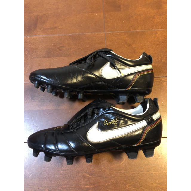 NIKE - 【中古品】NIKE ティエンポロナウジーニョ FG 26.5cmの NIKE - 【中古品】NIKE ティエンポロナウジーニョ FG 26.5cmの