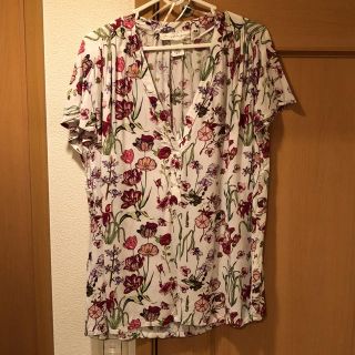 エイチアンドエム(H&M)のH&M花柄半袖ブラウス(シャツ/ブラウス(半袖/袖なし))