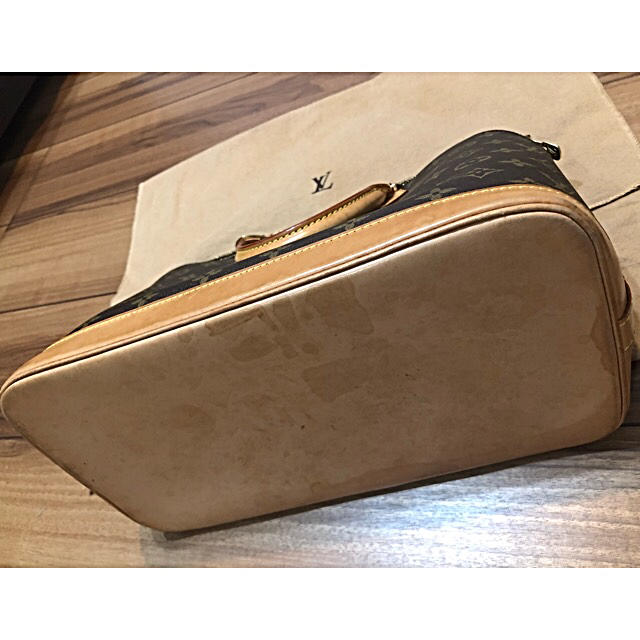 LOUIS VUITTON(ルイヴィトン)の［正規品］LV✨ハンドバッグ💫送料無料❗️ レディースのバッグ(ハンドバッグ)の商品写真