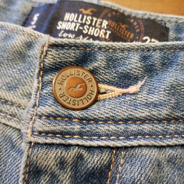 Hollister(ホリスター)のHOLLISTER　ショートパンツ レディースのパンツ(ショートパンツ)の商品写真