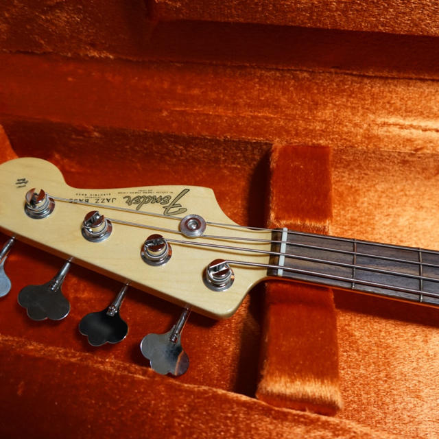 Fender(フェンダー)のさな様専用Fender American Vintage 64 JazzBass 楽器のベース(エレキベース)の商品写真