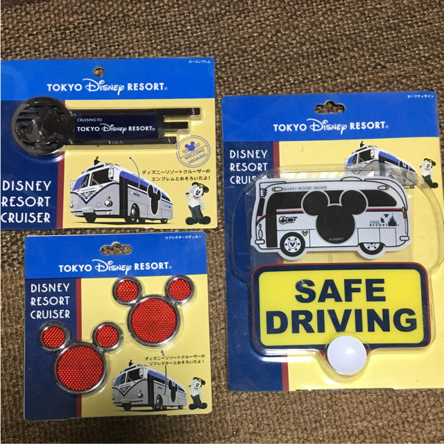 Disney(ディズニー)のemimi様専用 プレミア 入手困難 ディズニーリゾートクルーザー リフレクター 自動車/バイクの自動車(車外アクセサリ)の商品写真