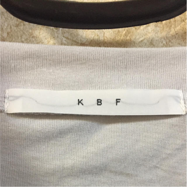 KBF(ケービーエフ)のKBF BIG ロールアップスリーブTEE レディースのトップス(Tシャツ(半袖/袖なし))の商品写真