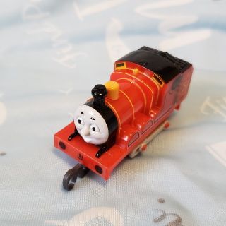 タカラトミーアーツ(T-ARTS)の連結パーツジェームス　カプセルプラレール　きかんしゃトーマス(キャラクターグッズ)