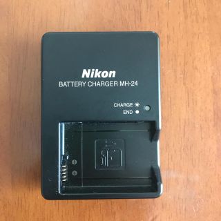 ニコン(Nikon)のNikon 純正バッテリーチャージャー MH-24(バッテリー/充電器)