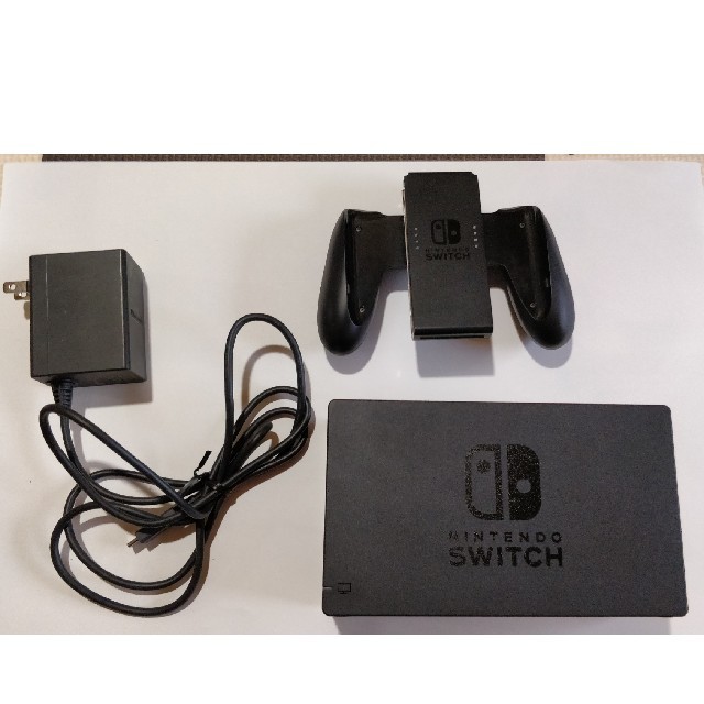 Nintendo Switch(ニンテンドースイッチ)のニンテンドー　スイッチ　Nintendo Switch　中古 エンタメ/ホビーのゲームソフト/ゲーム機本体(家庭用ゲーム機本体)の商品写真