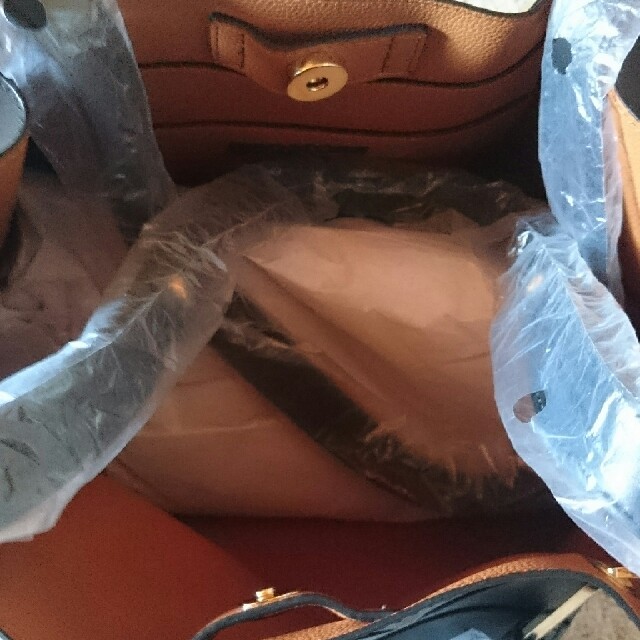 JEANASIS(ジーナシス)のスクエアポストトート☆新品 レディースのバッグ(トートバッグ)の商品写真