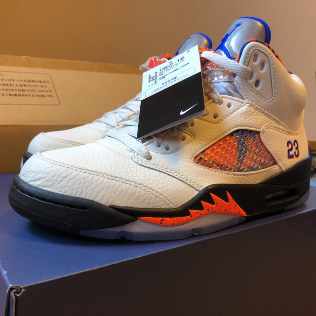 NIKE(ナイキ)のNIKE AIR JORDAN 5 RETRO ナイキ エアジョーダン5 レトロ メンズの靴/シューズ(スニーカー)の商品写真