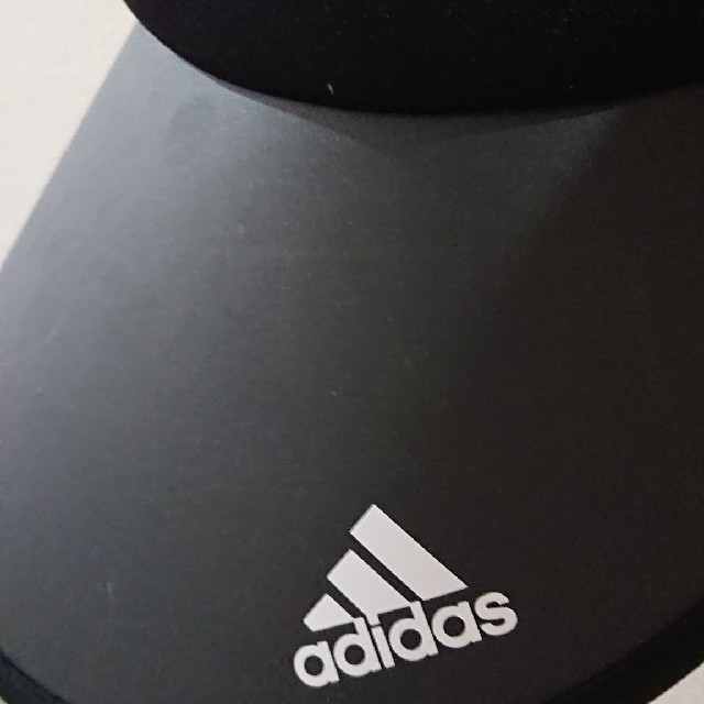 adidas(アディダス)のアディダス サンバイザー レディースの帽子(その他)の商品写真