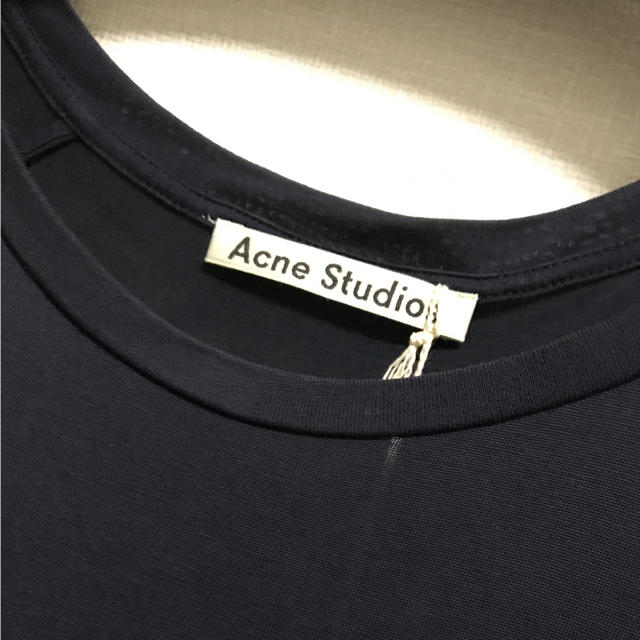 ACNE(アクネ)のアクネ ストゥディオ Tシャツ カットソー レディースのトップス(Tシャツ(半袖/袖なし))の商品写真