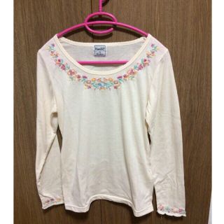 パラビオン(Par Avion)のお花刺繍ろんてぃー(Tシャツ(長袖/七分))