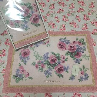 LAURA ASHLEY(バスマット)のフリマアイテム一覧 LAURA ASHLEY(バスマット)のフリマアイテム一覧