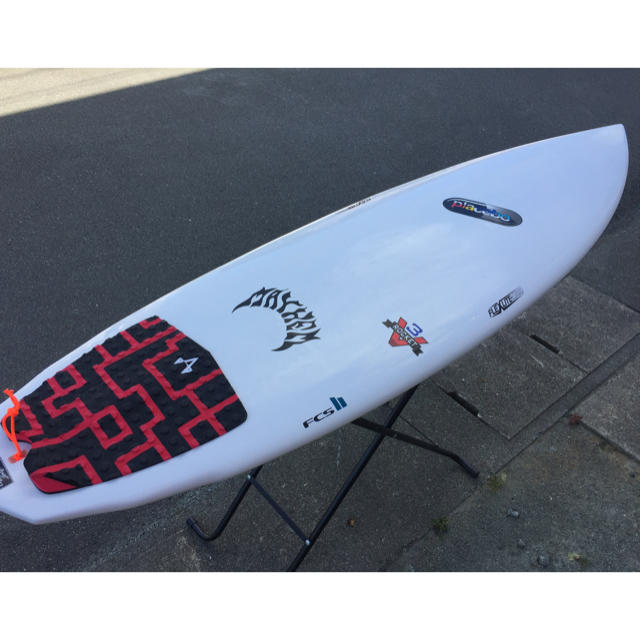 TK様専用 プレセボ  V3 Rocket 5’7” FCS2 中古美品 スポーツ/アウトドアのスポーツ/アウトドア その他(サーフィン)の商品写真