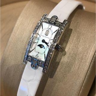 ハリーウィンストン(HARRY WINSTON)のHARRY WINSTON ハリーウィンストン アヴェニューCミニムーンフェイズ(腕時計)