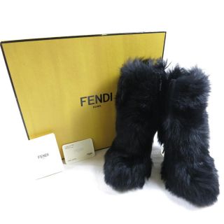 フェンディ(FENDI)の★ フェンディ FENDI 新品 ファーブーツ 黒 38★(ブーツ)