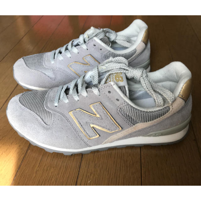 New Balance(ニューバランス)のニューバランスWR996 レディース 23.5 レディースの靴/シューズ(スニーカー)の商品写真