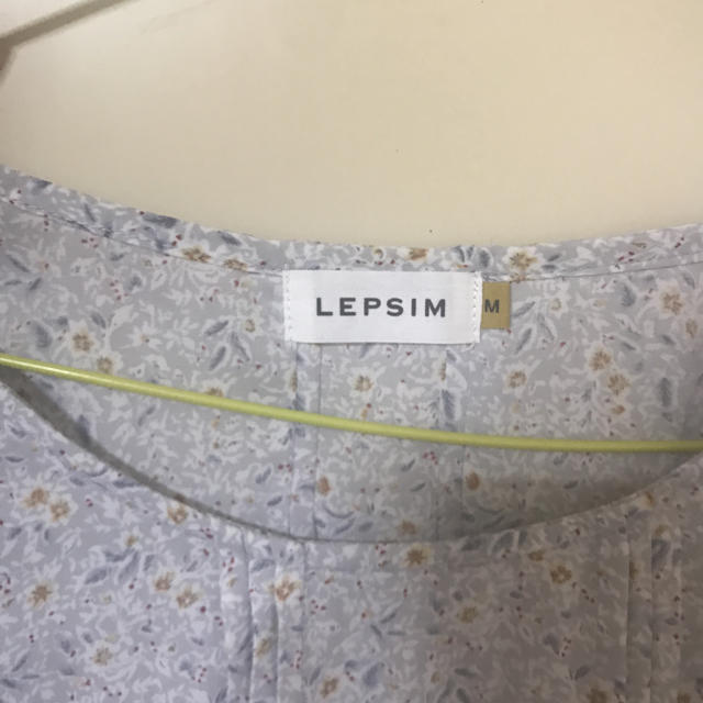 LEPSIM(レプシィム)のLEPSIM☆ブラウス レディースのトップス(シャツ/ブラウス(半袖/袖なし))の商品写真