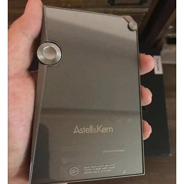 iriver(アイリバー)の［値下げ］Astell&kern AK320 スマホ/家電/カメラのオーディオ機器(ポータブルプレーヤー)の商品写真