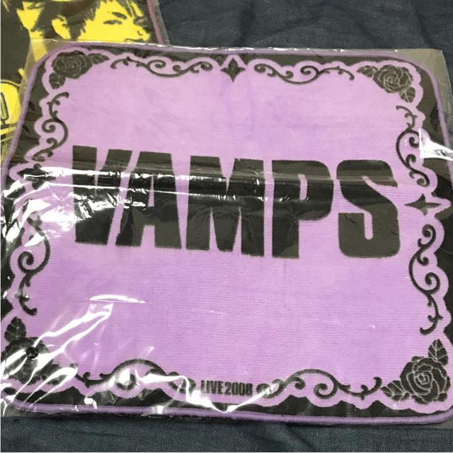 vamps ハンカチ キーカバーホルダー エンタメ/ホビーのタレントグッズ(ミュージシャン)の商品写真