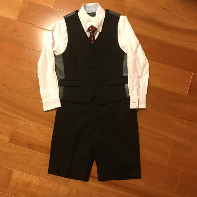 COMME CA ISM(コムサイズム)のスーツ １３０サイズ キッズ/ベビー/マタニティのキッズ服男の子用(90cm~)(ドレス/フォーマル)の商品写真