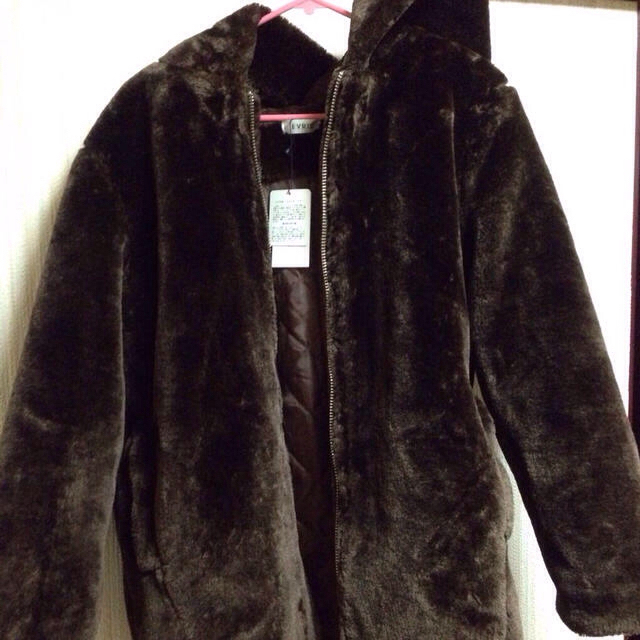 EVRIS(エヴリス)のsaki様専用 1/2までお取り置き レディースのジャケット/アウター(毛皮/ファーコート)の商品写真