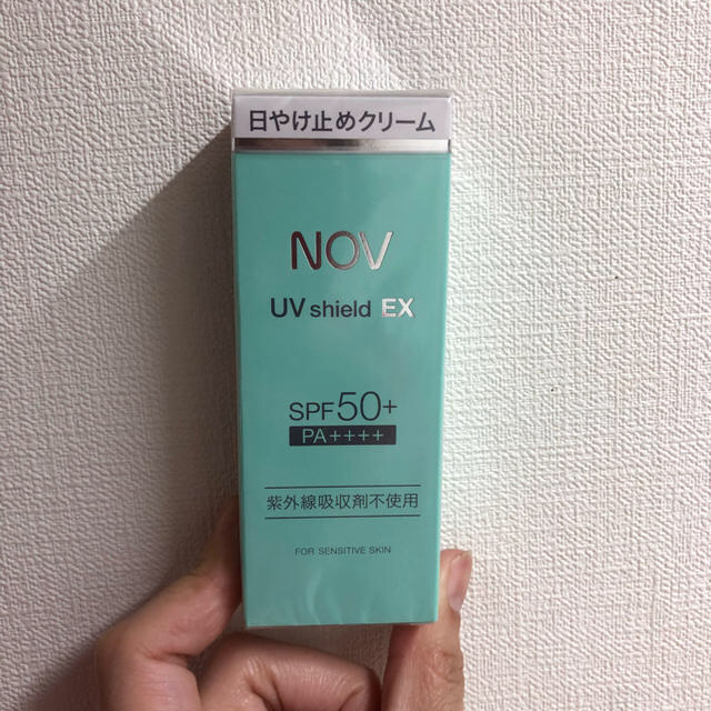 NOV(ノブ)のNOV 日焼け止め ＋ 試供品付き コスメ/美容のボディケア(日焼け止め/サンオイル)の商品写真