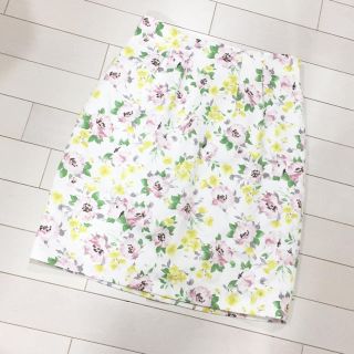 プロポーションボディドレッシング(PROPORTION BODY DRESSING)の美品 プロポーション 花柄スカート(ミニスカート)