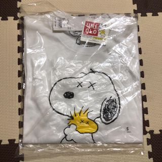 ユニクロ(UNIQLO)のカウズ×ピーナッツ S(Tシャツ/カットソー(半袖/袖なし))