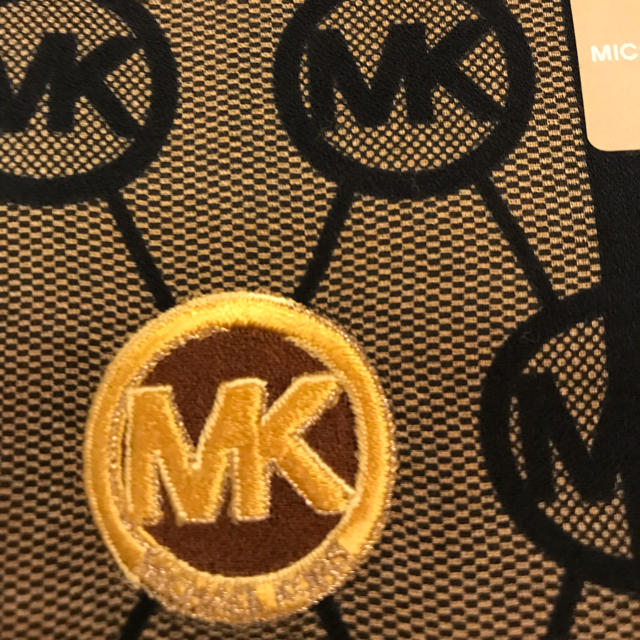 Michael Kors(マイケルコース)のマイケルコース ハンカチ  スカーフ  新品 レディースのファッション小物(ハンカチ)の商品写真