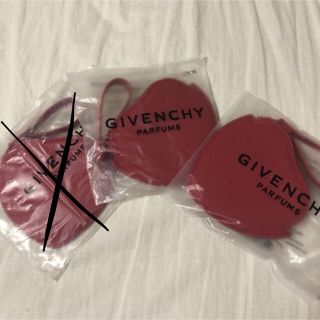 ジバンシィ(GIVENCHY)のGIVENCY ハート型コインケース(コインケース)