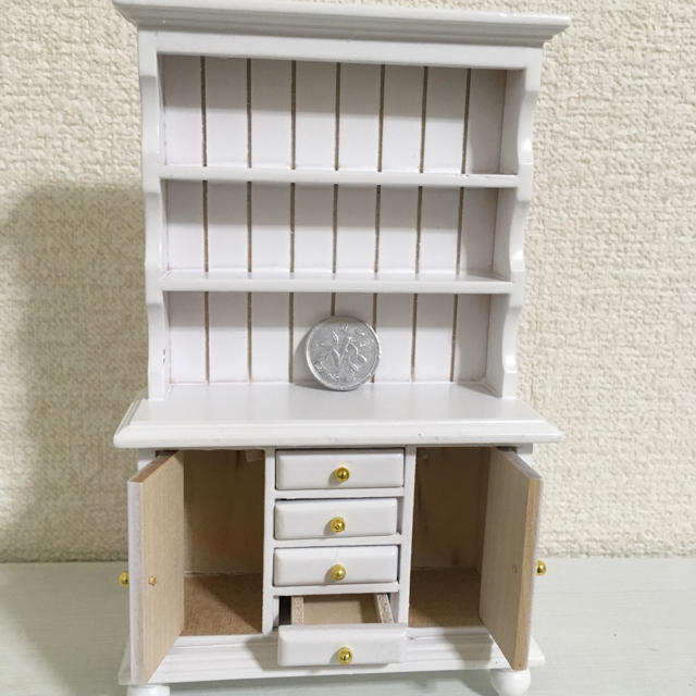ミニチュア食器棚 キャビネット キッチン棚の通販 by あかむつ's shop