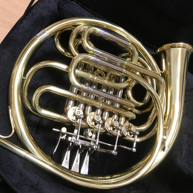 ホルン ダブル ソレイ キレイ状態 楽器の管楽器(ホルン)の商品写真
