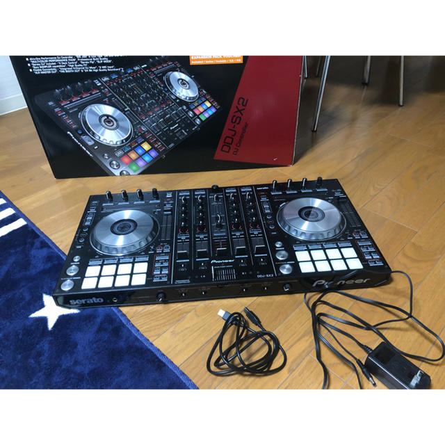 Pioneer(パイオニア)のPioneer DDJ-SX2  ラクマ最安値 超美品！！ 楽器のDJ機器(DJコントローラー)の商品写真