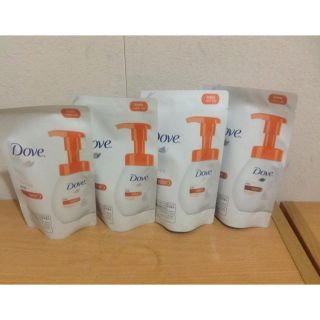 ユニリーバ(Unilever)のDove フレッシュ泡洗顔 4個(洗顔料)