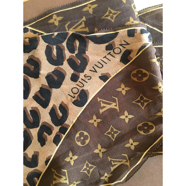 LOUIS VUITTON - ♡ルイヴィトンスカーフ♡の通販 by pm4｜ルイヴィトンならラクマ