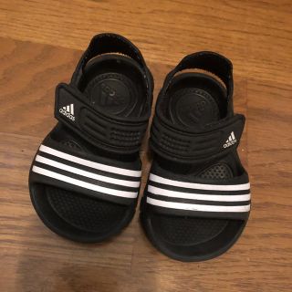 アディダス(adidas)のサンダル(サンダル)