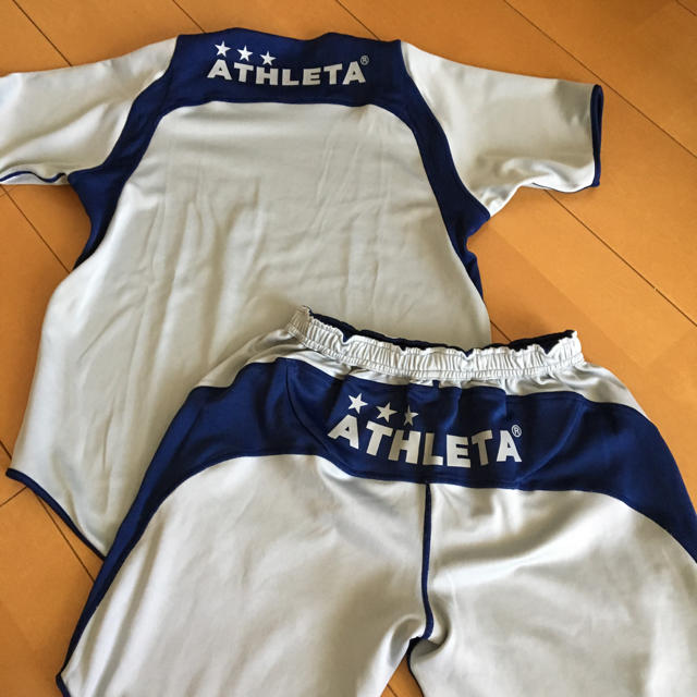 ATHLETA(アスレタ)のATHLETA☆リバーシブル上下セット スポーツ/アウトドアのサッカー/フットサル(ウェア)の商品写真